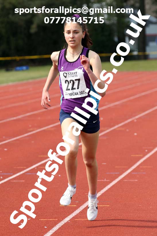 800 metres, 2021 NECAA Open Graded Meeting, Morpeth. Photo: David T. Hewitson/Sports for All Pics